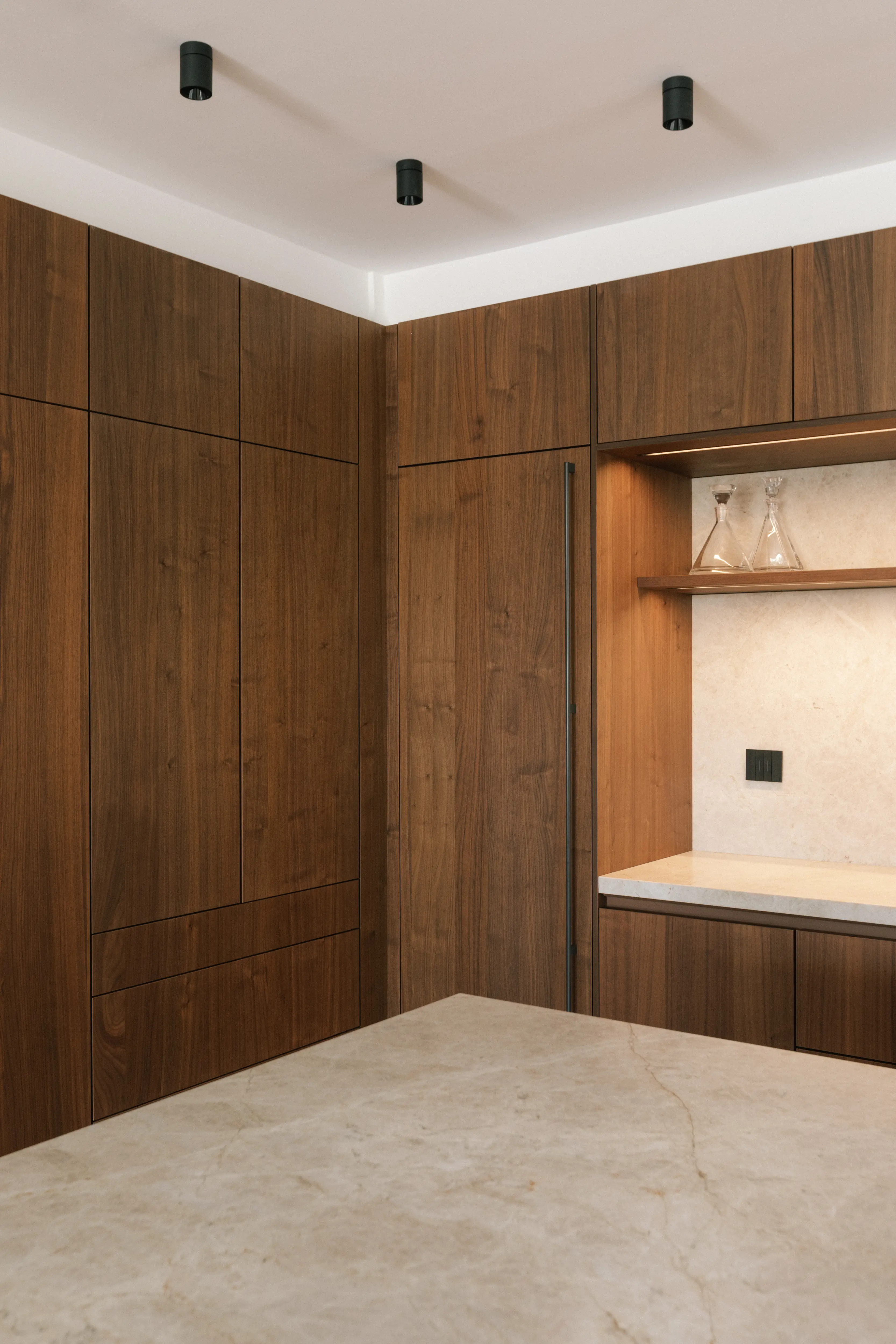 Kitchen renovation detail in Campolivar Valencia image 20