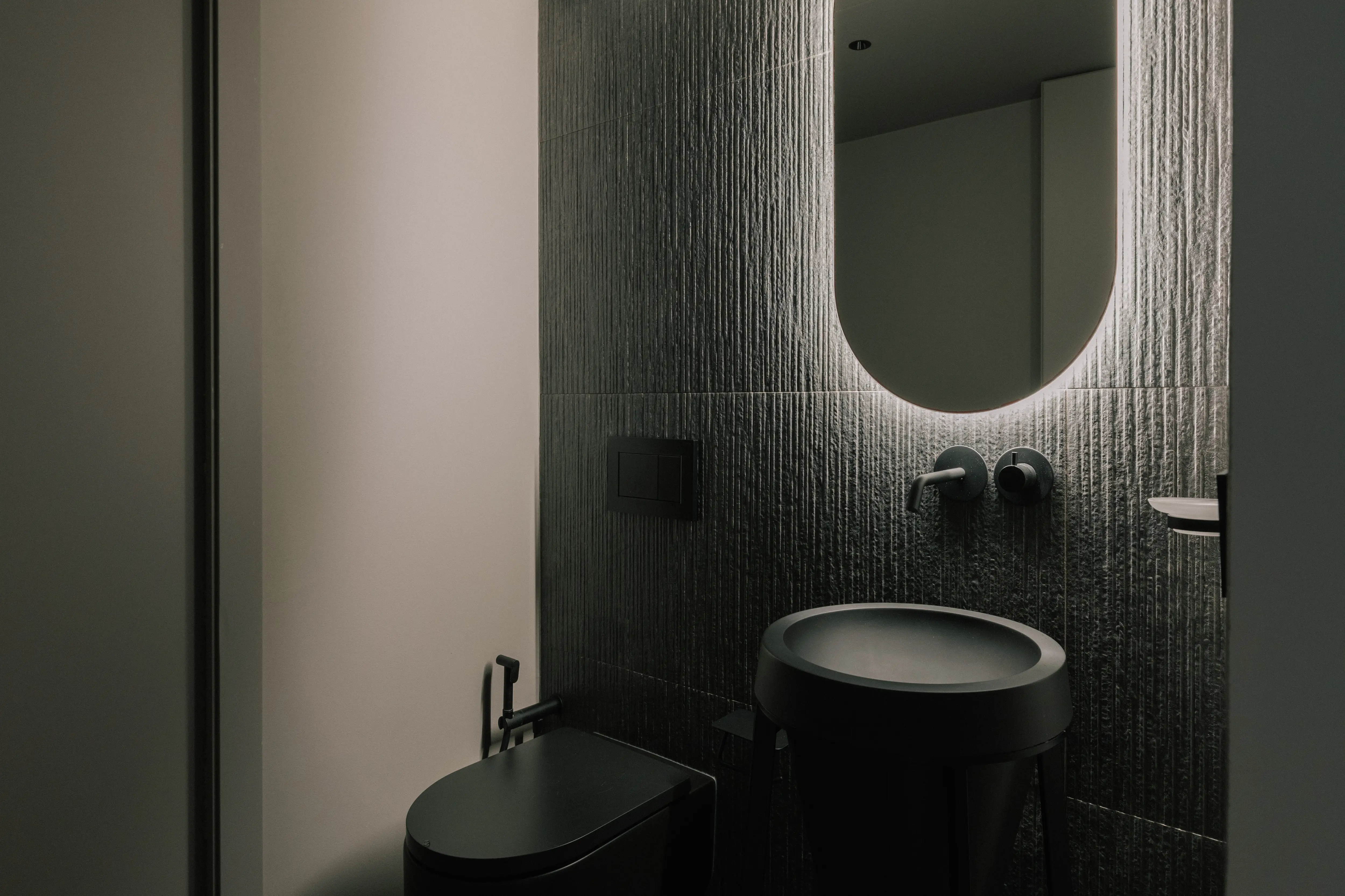 Bathroom renovation detail in Campolivar Valencia image 69